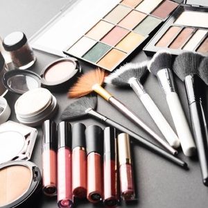 DESIGNER Makeup Mystery Box